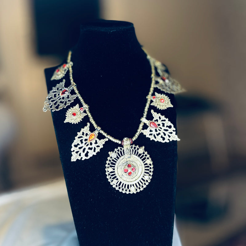 Norband Golden Leaf och svarta pärlor Choker Set