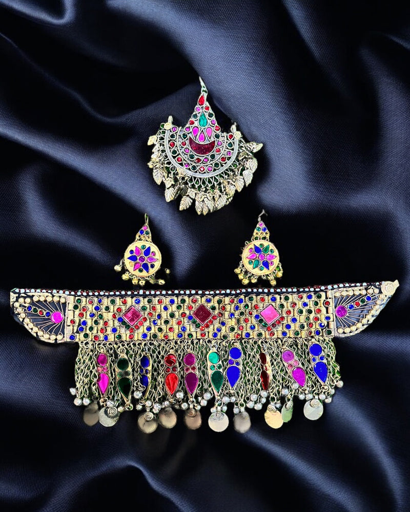 Norband Tribal Choker Set Med Antik Huvud Tikka
