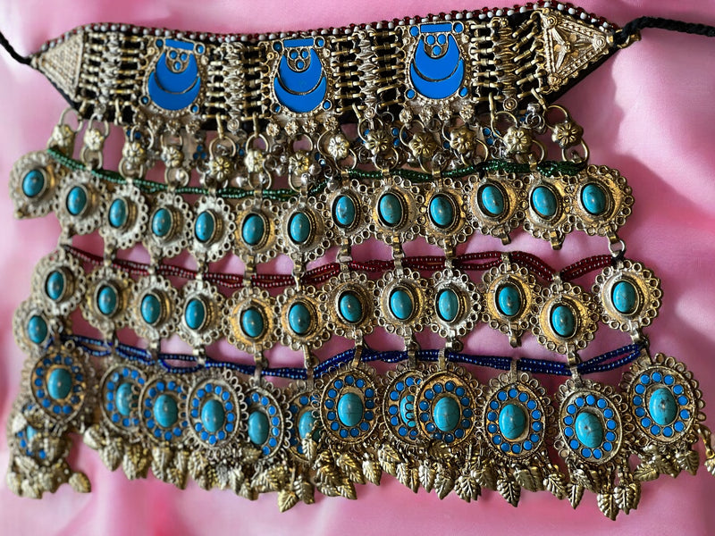 Norband syntetiska tre lager turkos sten lång halsband